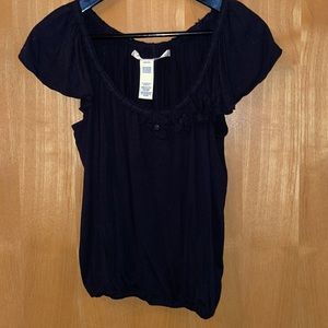 Max studio | black cute crew neck top | size M